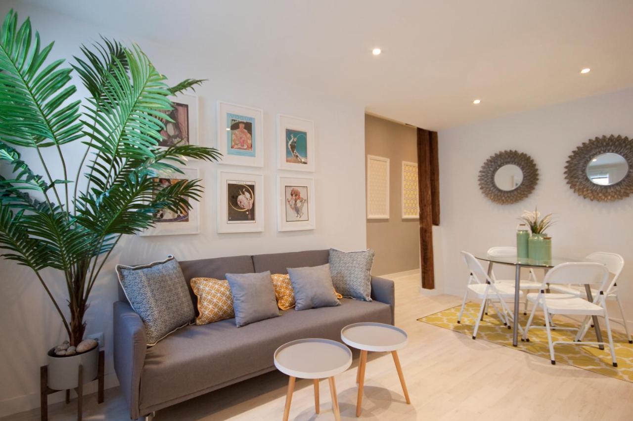 Loft De Lujo A Pasos Del Prado Apartment Madrid Luaran gambar