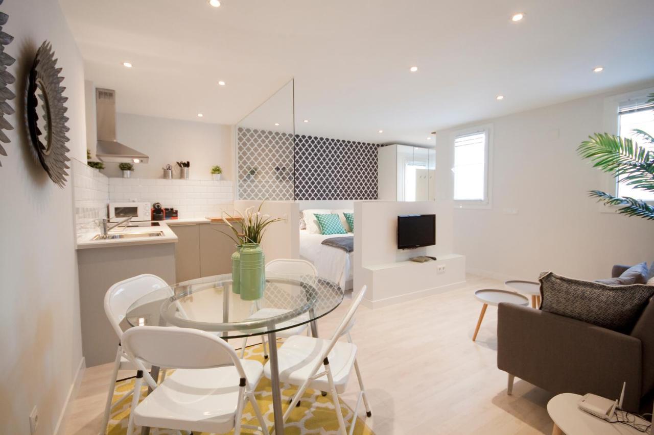 Loft De Lujo A Pasos Del Prado Apartment Madrid Luaran gambar